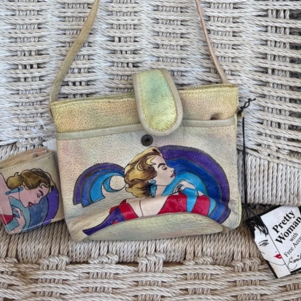 Emily Ann Painted Leather Crossbody Bag Pretty Woman Pop Art Vintage Set
